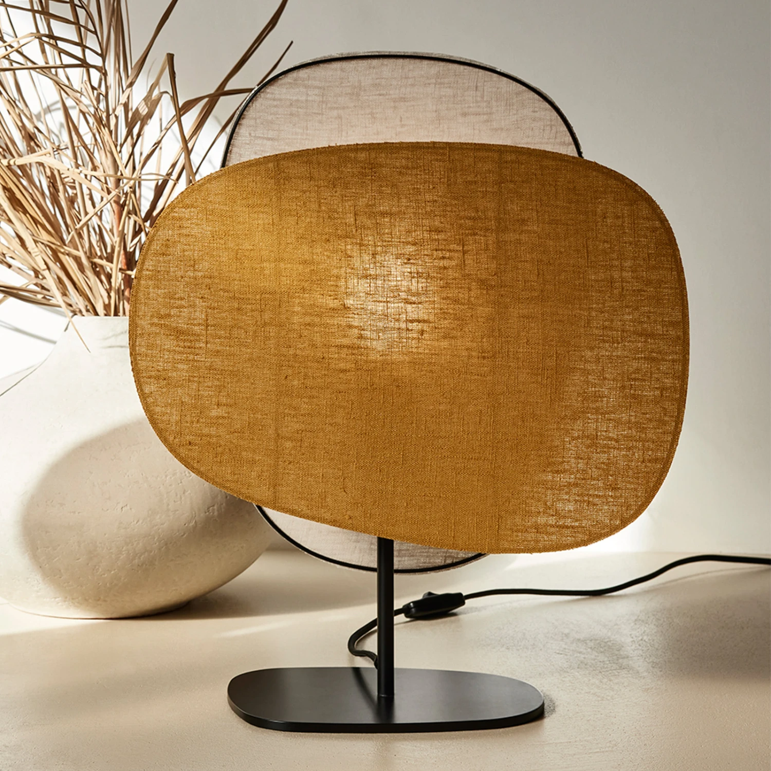 MARKET SET Screen 70's Tischlampe Leinen Höhe 48cm 4 MARKET SET Screen 70's Tischlampe Leinen Höhe 48cm – Bild 2