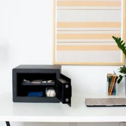 Yale Smart Safe Intelligenter Tresor Volumen 20,5l -Eleganter Beleuchtungsladen 10011606 6