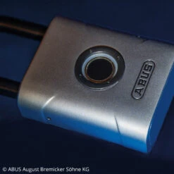 ABUS Touch Fingerabdruck-Vorhängeschloss, 5 Cm -Eleganter Beleuchtungsladen 10013165 5