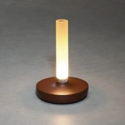 Konstsmide LED-Tischleuchte Biarritz IP54 Akku CCT Rostbraun -Eleganter Beleuchtungsladen 10013289 3