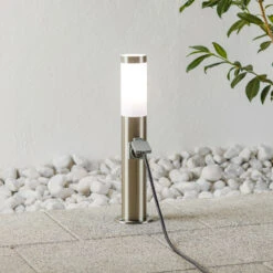 BRILLIANT Edelstahl-Sockelleuchte Chorus Mit Steckdose, 50cm