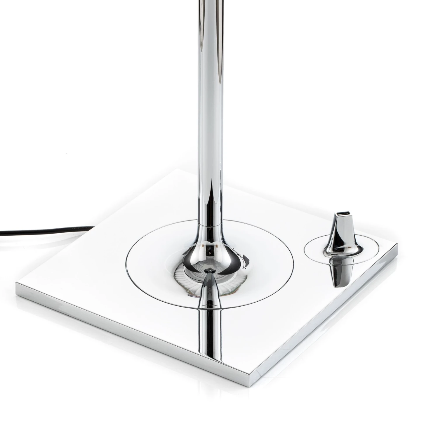 FLOS Bibliotheque Nationale Stehlampe Fumée 7 FLOS Bibliotheque Nationale Stehlampe Fumée – Bild 5