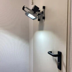 LED-Baustrahler Köpenick 209 Magnetfüße 20W 10,4Ah -Eleganter Beleuchtungsladen 6022376 2