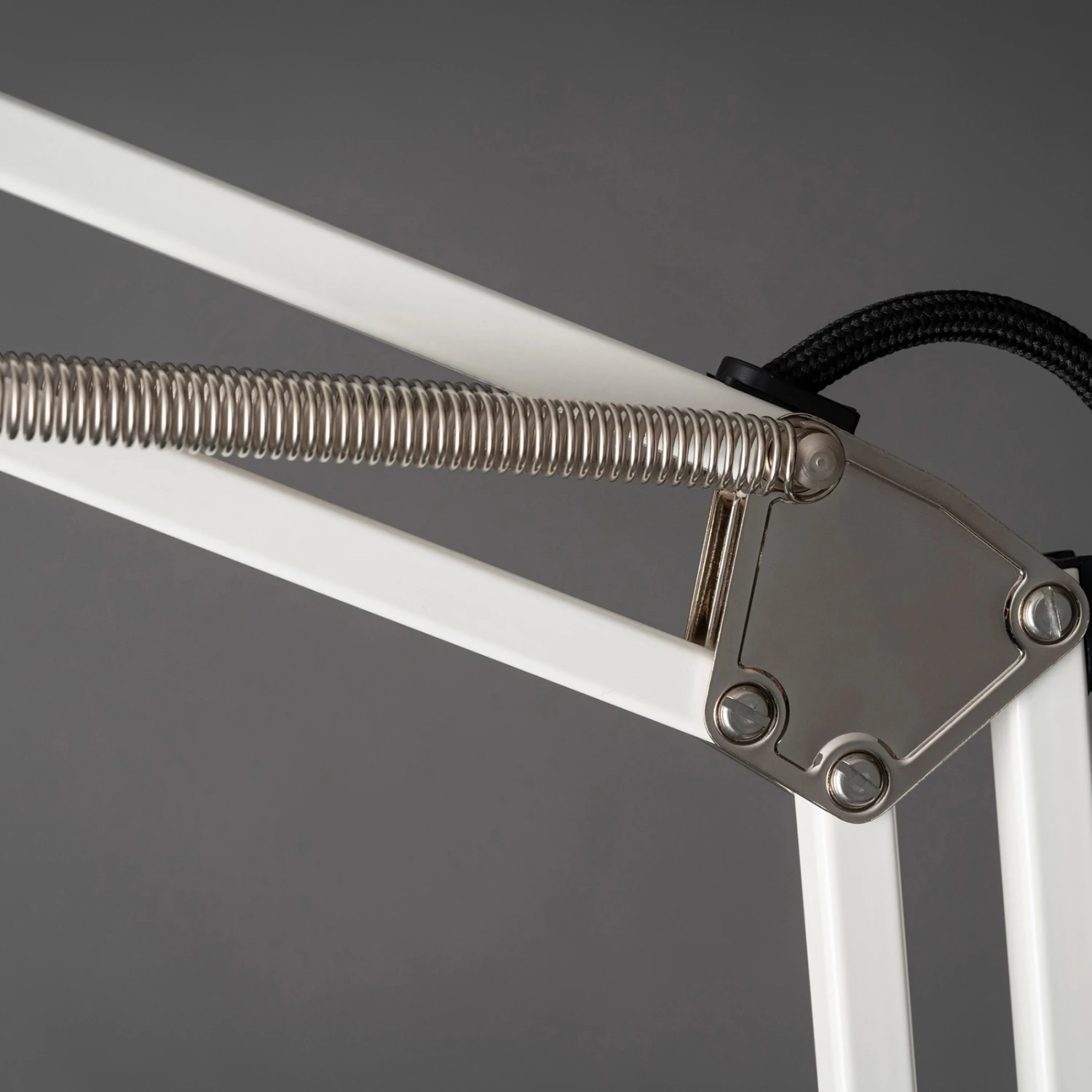 Midgard Federzug Tischleuchte Mit Klemme, Weiß 7 Midgard Federzug Tischleuchte Mit Klemme, Weiß – Bild 5