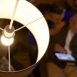 Philips E27 LED-Lampe Tag/Nacht-Sensor 7,5W 2.700K -Eleganter Beleuchtungsladen 7532200 6