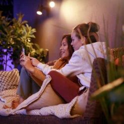 Philips Hue White+Color Ambiance Lily Spot 3er-Set -Eleganter Beleuchtungsladen 7534054 6