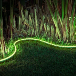 Philips Hue Lightstrip Outdoor 2m White & Color -Eleganter Beleuchtungsladen 7534187 3