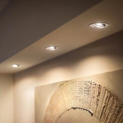 Philips Hue Milliskin LED-Einbauspot 3er Rund Weiß -Eleganter Beleuchtungsladen 7534327 4