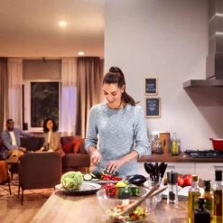 Philips Hue White E27 9,5W LED-Lampe 827 1.055lm -Eleganter Beleuchtungsladen 7534339 4