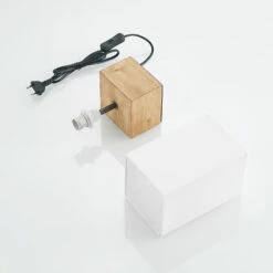 Lindby Arbin Tischleuchte Mit Holzfuß, Quadratisch -Eleganter Beleuchtungsladen 8032421 8
