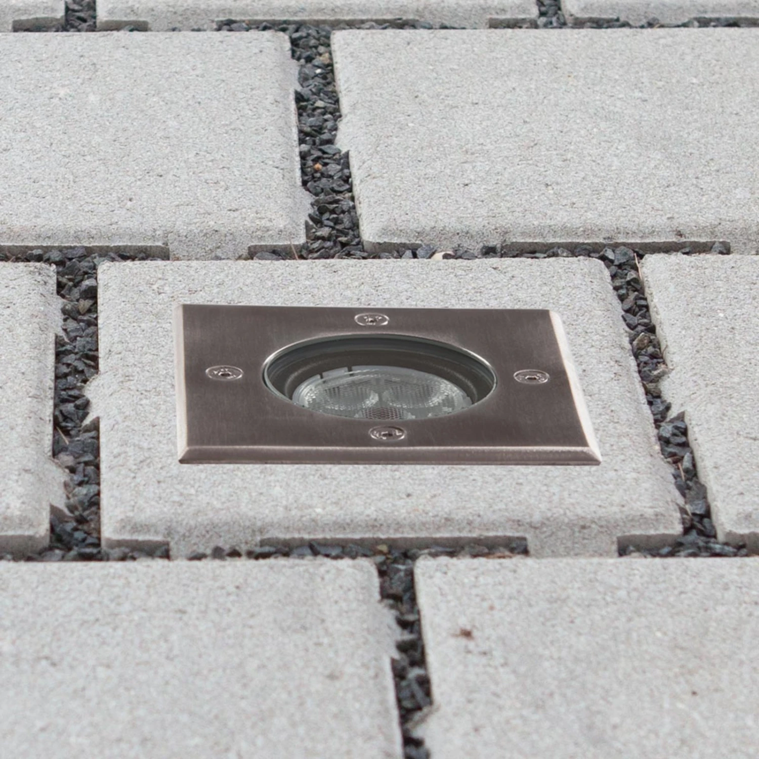 Lucande Eckige LED-Bodeneinbauleuchte Ava, IP67 3 Lucande Eckige LED-Bodeneinbauleuchte Ava, IP67