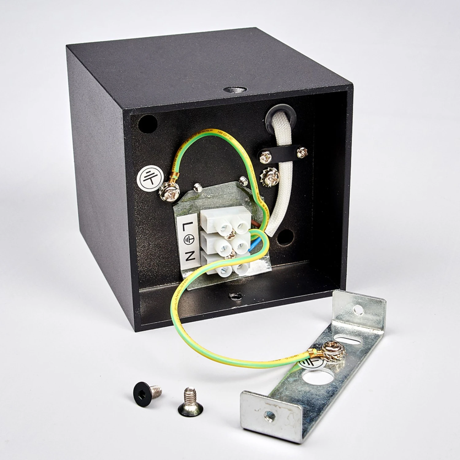 Carson - Aufbau-Deckenspot In Schwarz 9 Carson - Aufbau-Deckenspot In Schwarz – Bild 7