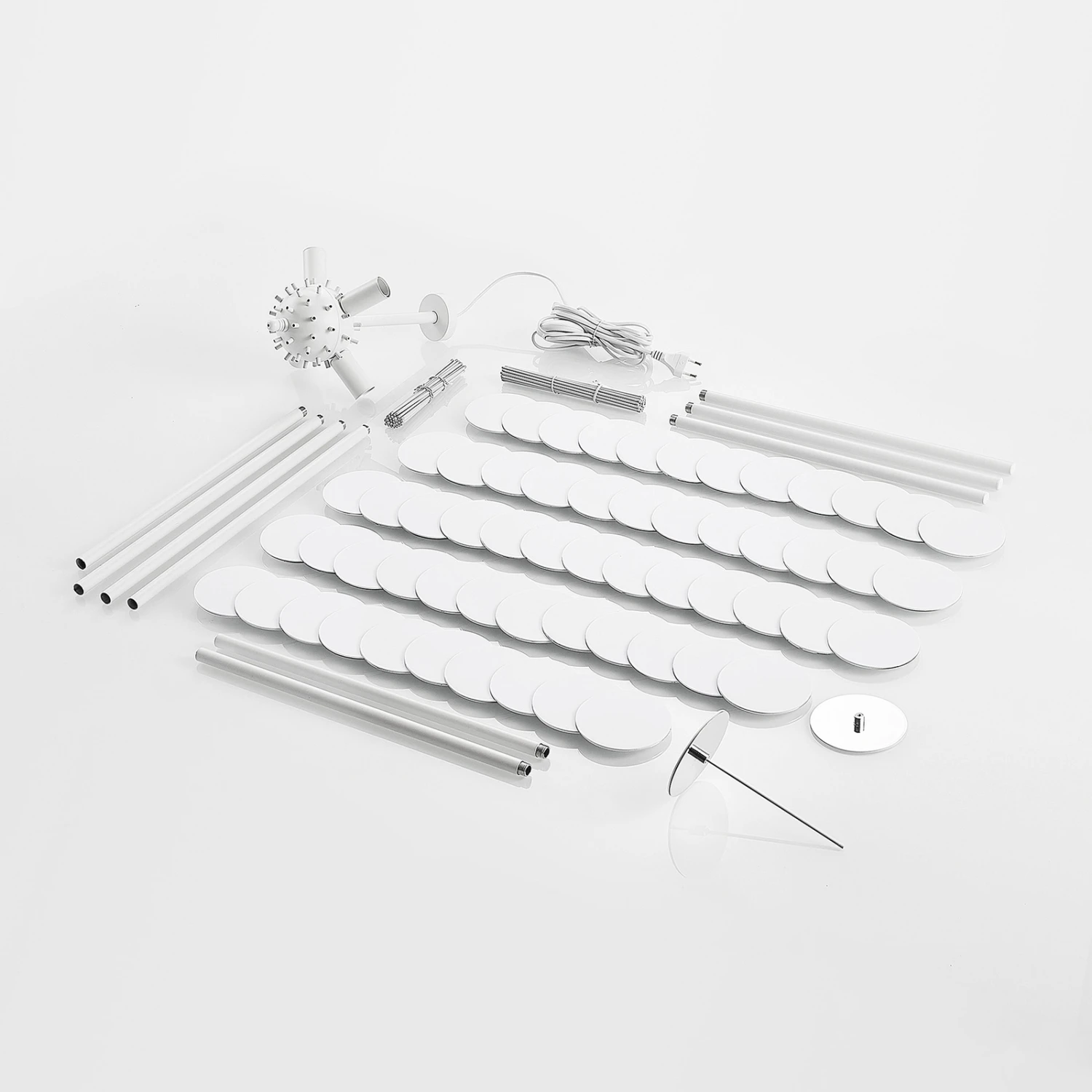 Lindby Dotani Stehlampe Mit Kugelschirm, Weiß 11 Lindby Dotani Stehlampe Mit Kugelschirm, Weiß – Bild 9