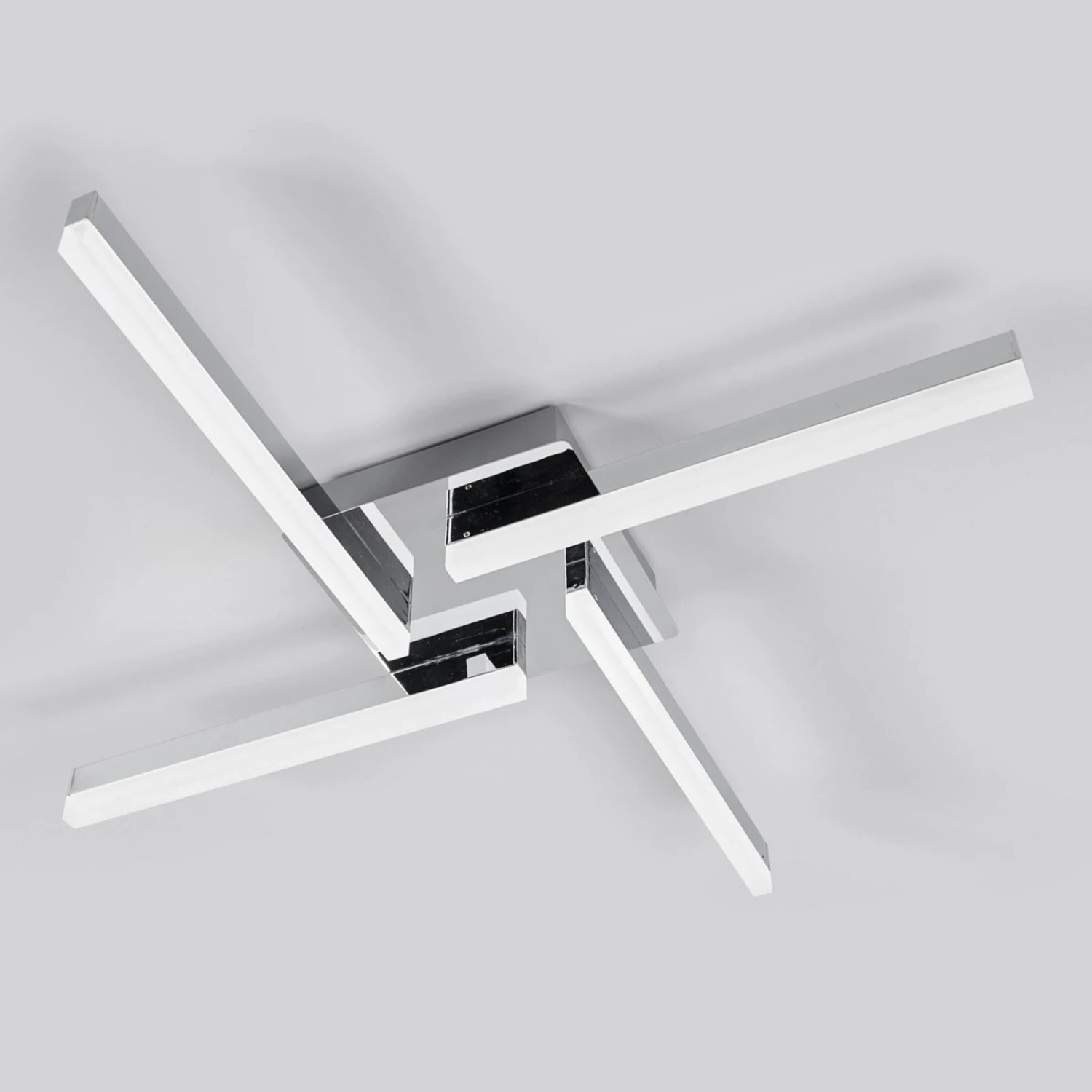 Vierflammige LED-Deckenleuchte Patrik, IP44 7 Vierflammige LED-Deckenleuchte Patrik, IP44 – Bild 5