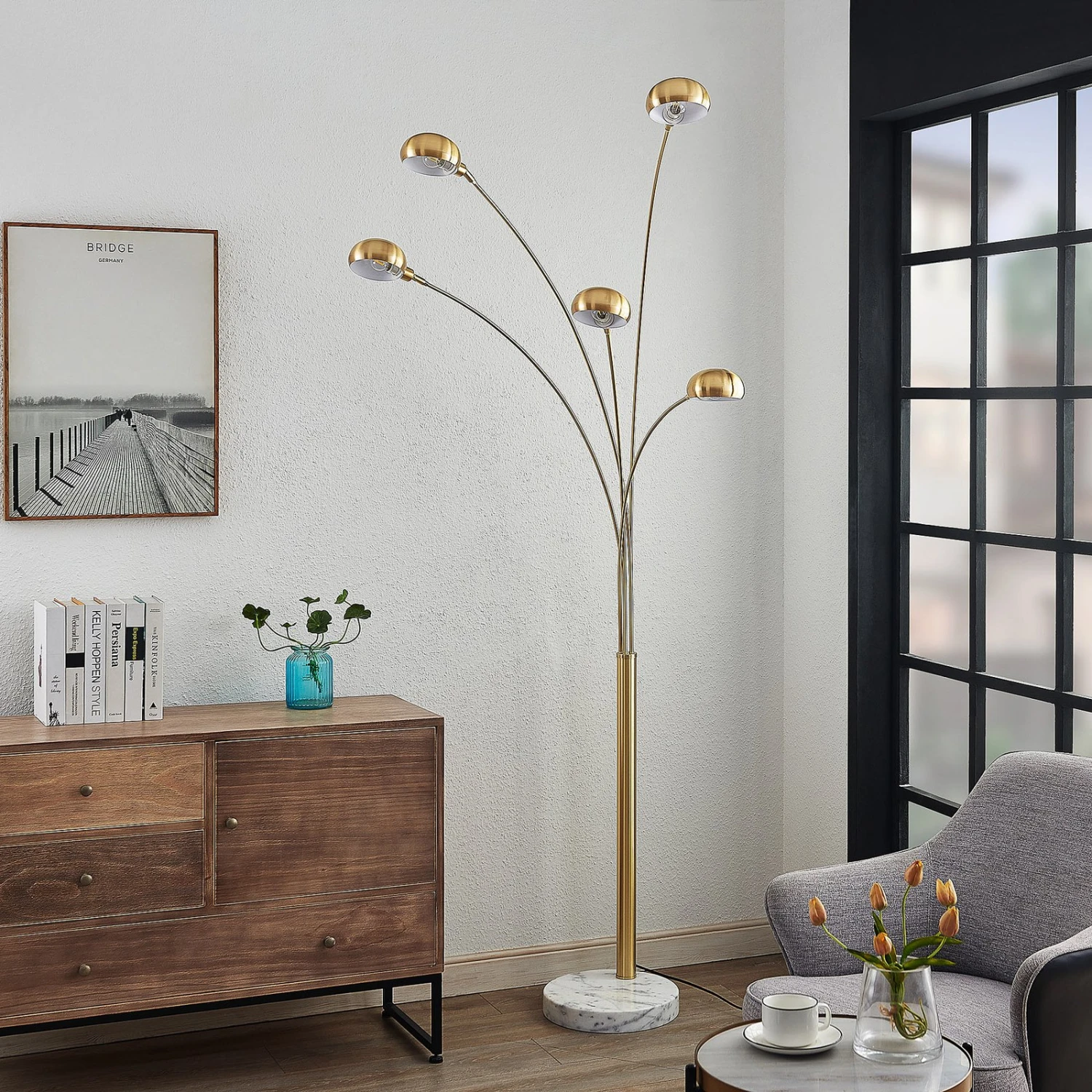 Lindby Sarinio Stehleuchte Mit Marmorfuß, Messing 4 Lindby Sarinio Stehleuchte Mit Marmorfuß, Messing – Bild 2