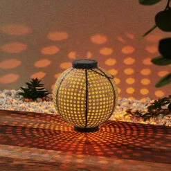 Lindby Lemark LED-Solarlaterne, Kugel, Tragbar -Eleganter Beleuchtungsladen 9945519 2