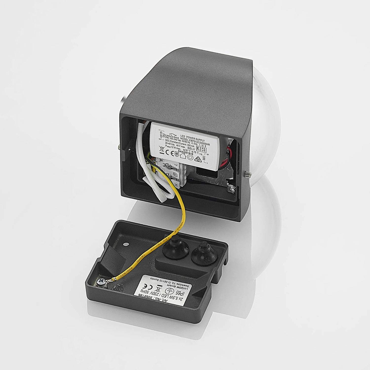 Lucande Almos LED-Außenwandleuchte, Gebogen, 2-fl. 11 Lucande Almos LED-Außenwandleuchte, Gebogen, 2-fl. – Bild 9